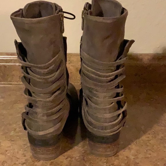 AS98 Booties - Picture 3 of 4